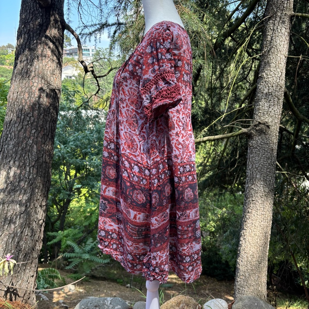 Ecote Amethyst Ivory Floral Dress - Picture 6 of 10